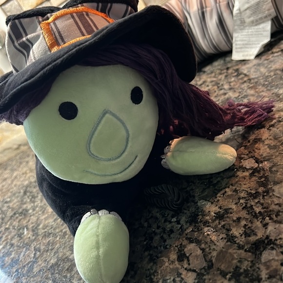 FAO Schwarz witch draft guard NWT - Picture 4 of 8